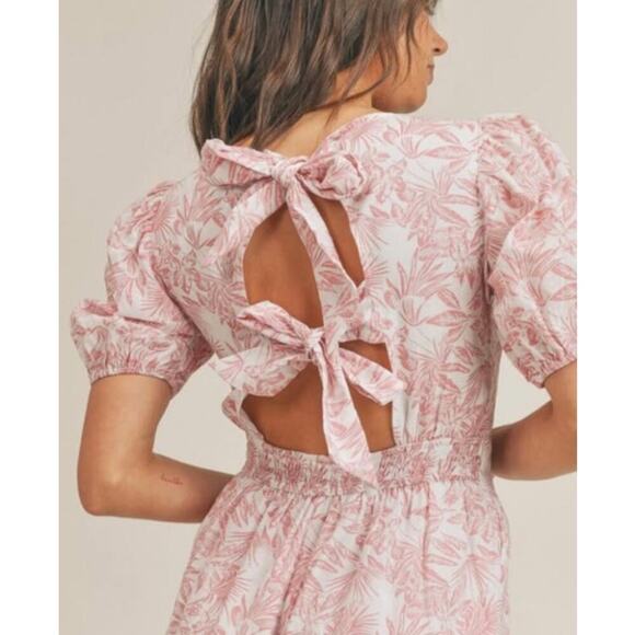 Vici Pink & White Tropical Floral Tie Back Jampsuit - Picture 4 of 11